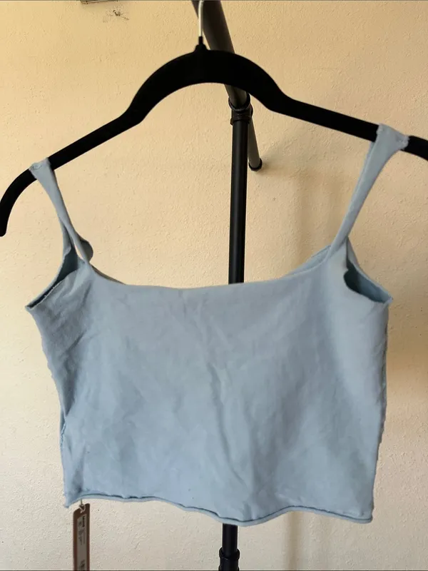 SKIMS NWT Raw Edge Slit Front Cropped Cami Size S - Image 5