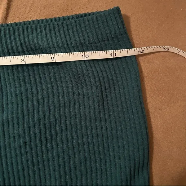 Aura Ribbed Emerald Green Bandeau Size M/L - Image 5