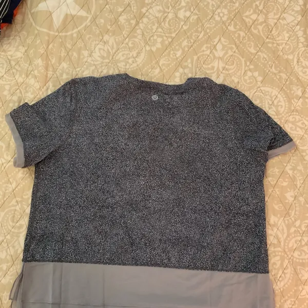 Lululemon Athletica Short Sleeve Tee - Image 2