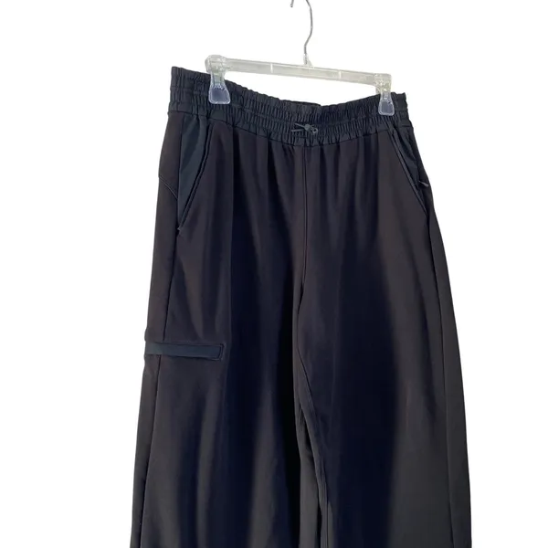 Athleta Triumph Hybrid Wide Crop Black Pants Size‎ M #533711 - Image 8