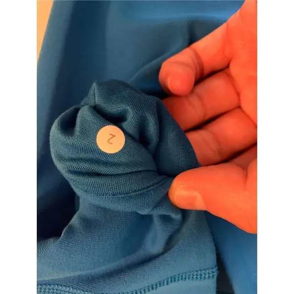 LULULEMON Blue High Waist Capri Leggings size 2 - Image 3