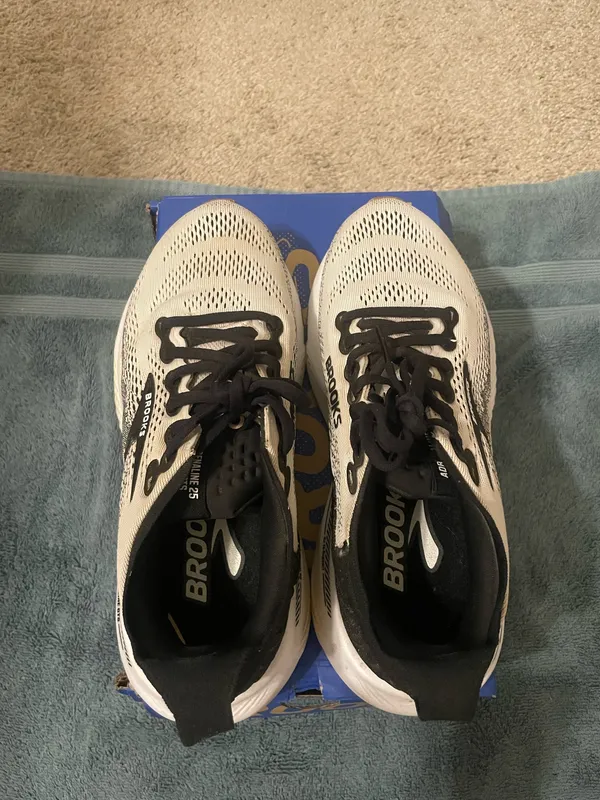 Brooks Adrenaline GTS 25  - Image 2
