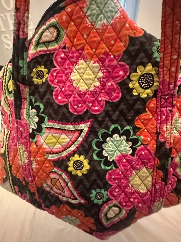 Vera Bradley duffel - Image 4