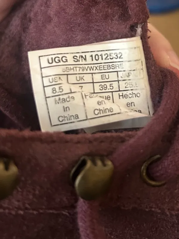 UGG Bethany Ankle Boots Lace Up Suede Sheepskin Chukka Booties Burgundy Size 8.5 - Image 7