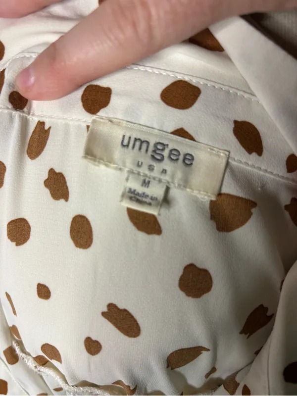 Umgee White Peplum Blouse with Brown Spot Print - Image 3