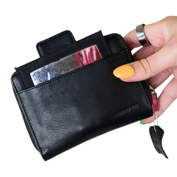 Vintage 90s Black Leather Wallet - Image 2