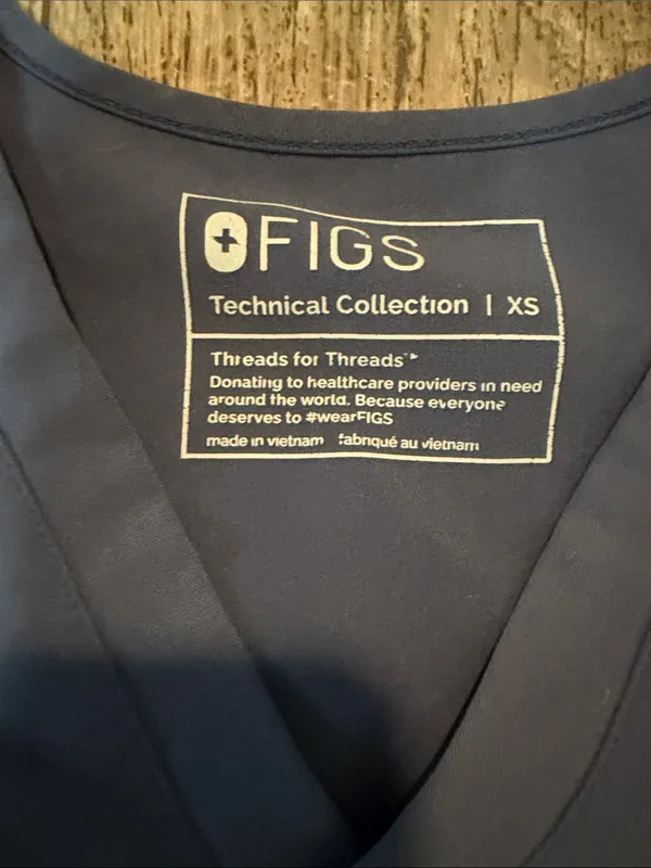 Figs Two Piece Space Navy Scrub Set - Image 3