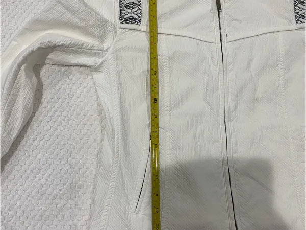 Zara White Textured Zip-Front Jacket with Patterned Trim - Image 5