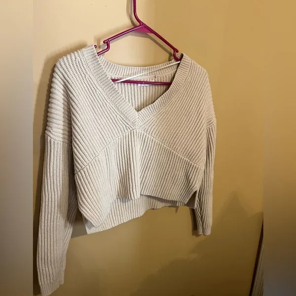 Pacsun‎ xs cropped beige sweater - Image 2