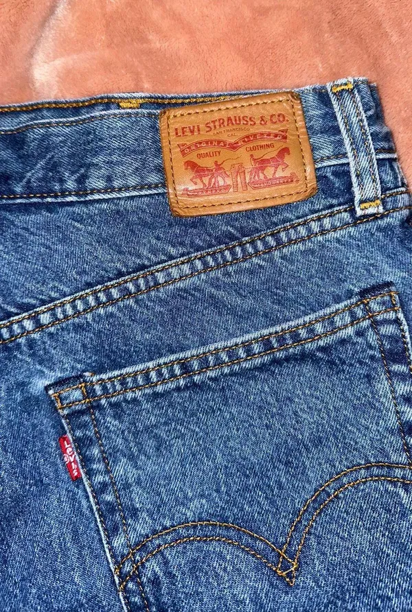 Levi's Shorts - Image 3