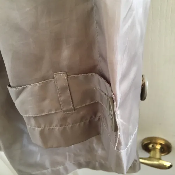 FINAL MARKDOWN Nwot ladies unlined car coat medium - Image 2