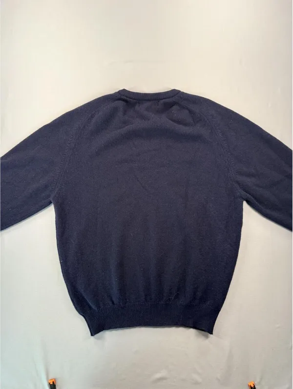 Vintage Burberrys | Small | Lambswool Navy V-Neck Sweater - Image 5