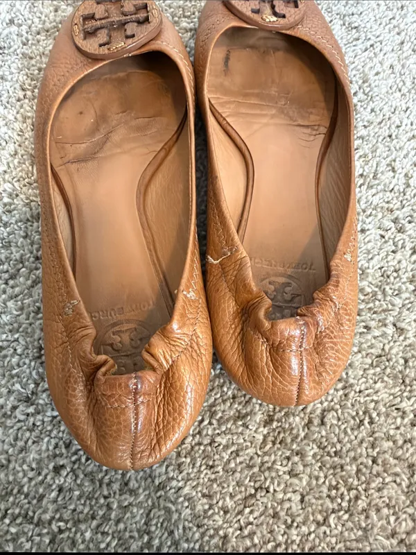 Tory Burch Tan Leather Logo Ballet Flats - Image 3