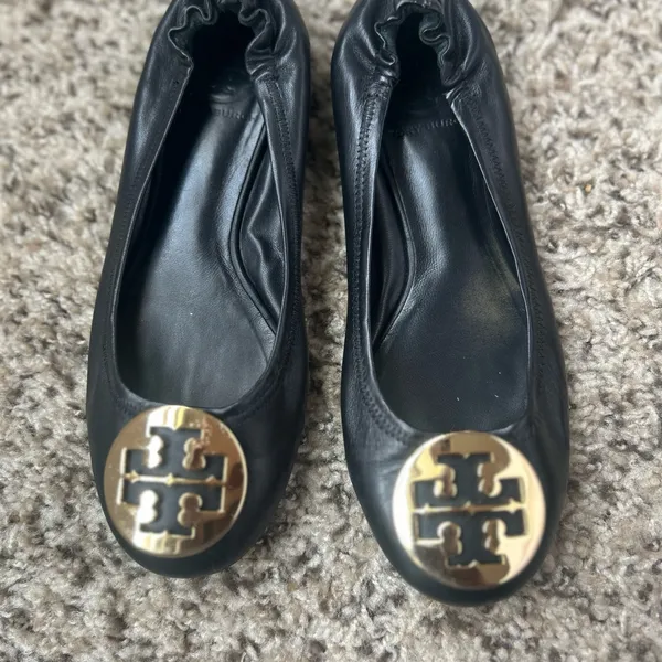 Tory Burch Black Flats with Gold Logo - Image 6