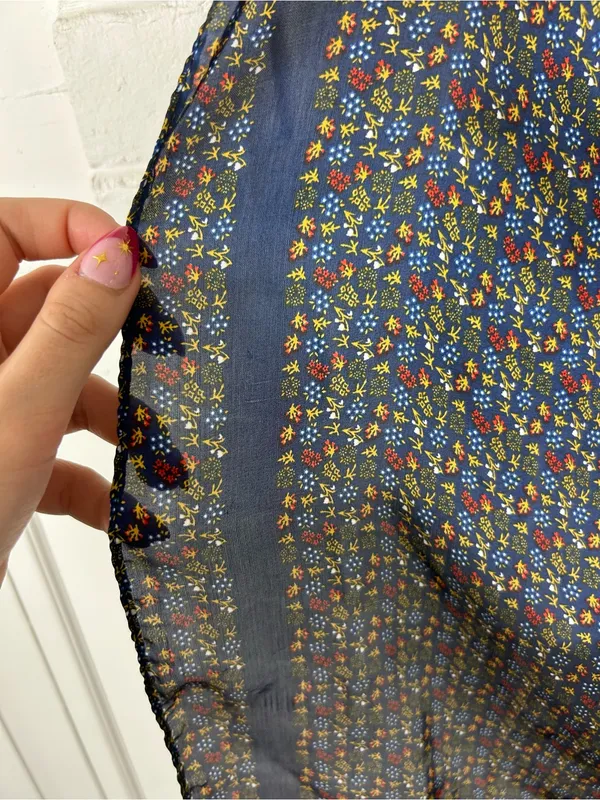 Vintage Floral Print Square Scarf - Image 8