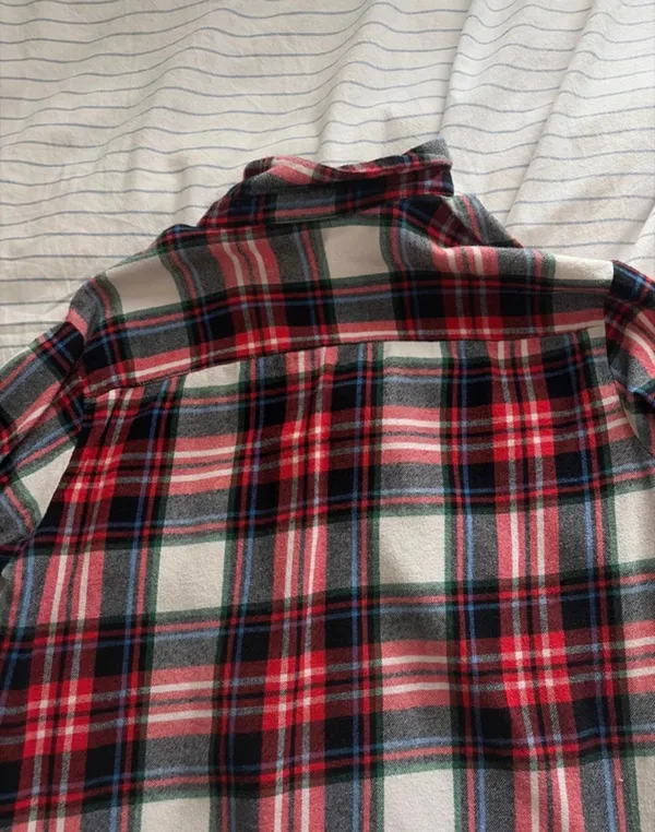 Old Navy Flannel - Image 6