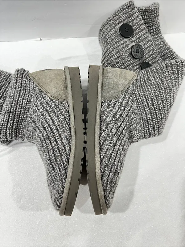 Ugg Carly Boots Size 7 Heathered Gray Knit Tall Short - Image 6