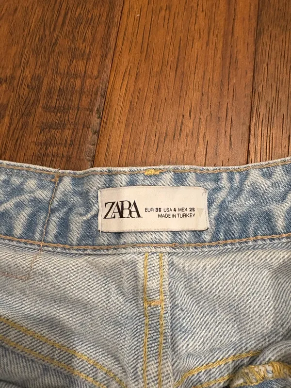 ZARA Jeans - Image 3