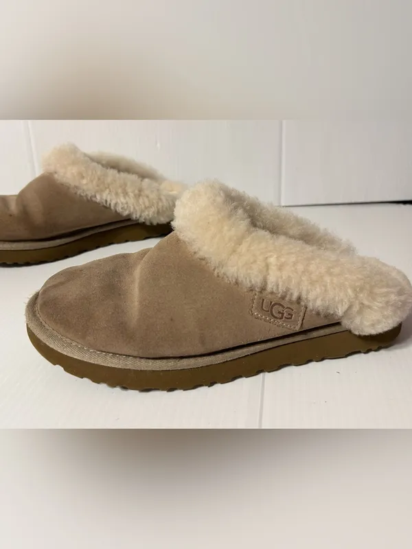 UGG cluggette leather sheepskin slippers womens size 8 - Image 3