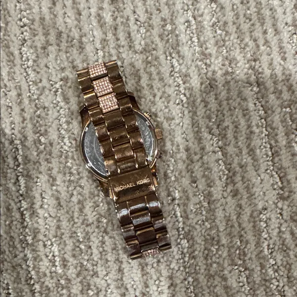 Michael Kors Rose Gold and Brown Timepiece - Image 3