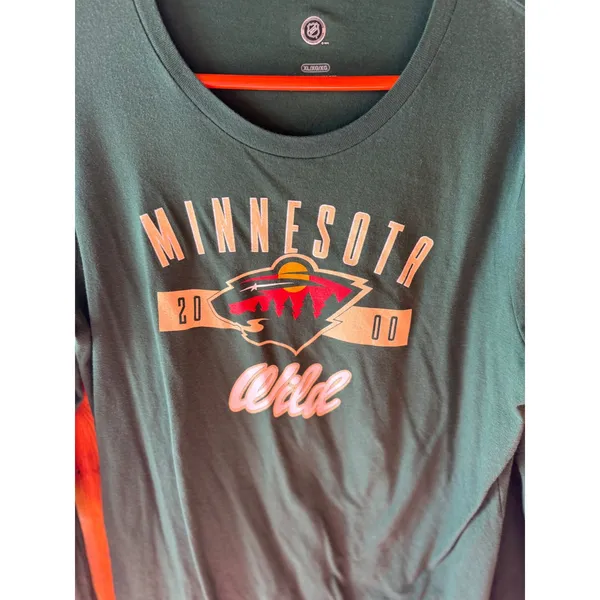 NHL Minnesota Wild Women XL Long Sleeve Graphic T-Shirt‎ Green Crewneck Tee - Image 4