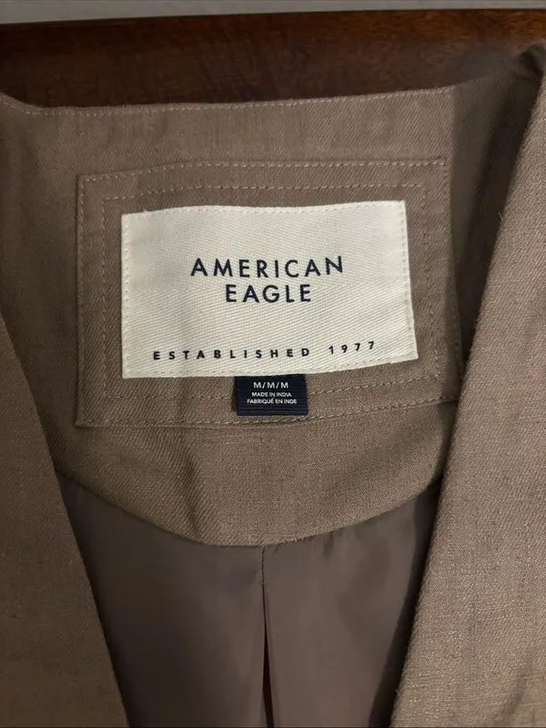 American Eagle Taupe Button-up Vest - Image 2