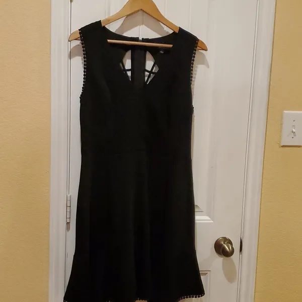 Adelyn Rae mini Dress Size L - Image 3