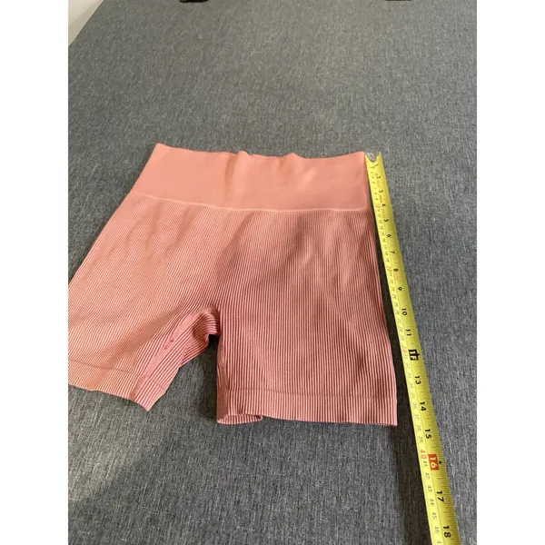 Colsie Women's Biker Shorts Pink Pull - Image 2