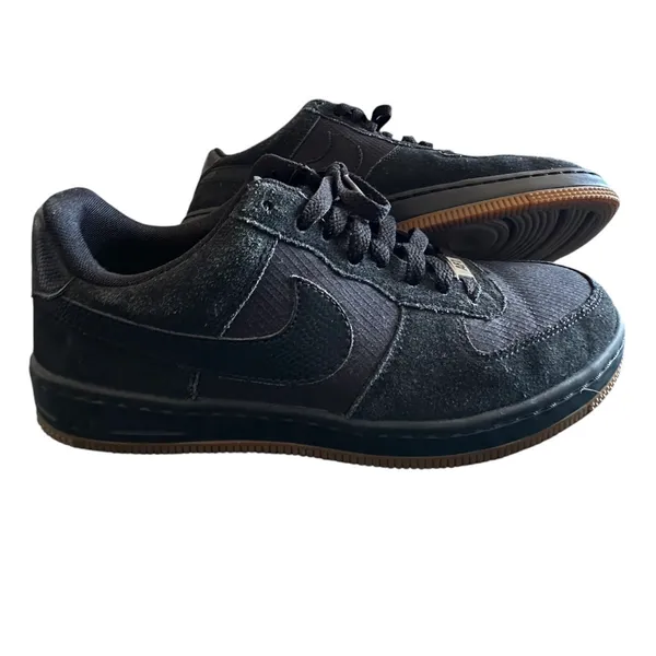 Women’s Nike Black Suede 2014 Air Force 1 Gum Soles Size 9 - Image 5