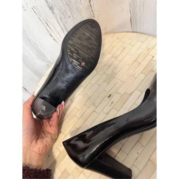 Women’s Calvin Klein Renni Shoes Black Pumps Heels Leather Size 7.5M Round Toe - Image 8