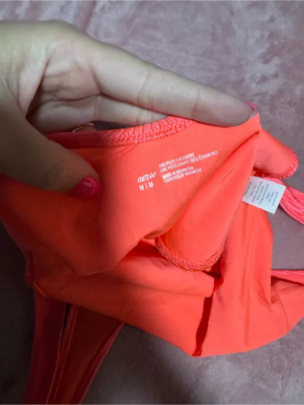Aerie swim - Image 7