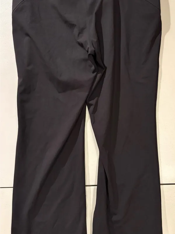 lululemon athletica Women's Black Boot-Cut Performance Pants - Image 5