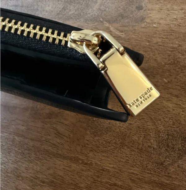 Kate Spade Devin Smooth Leather Small Slim Bifold Wallet - Image 5