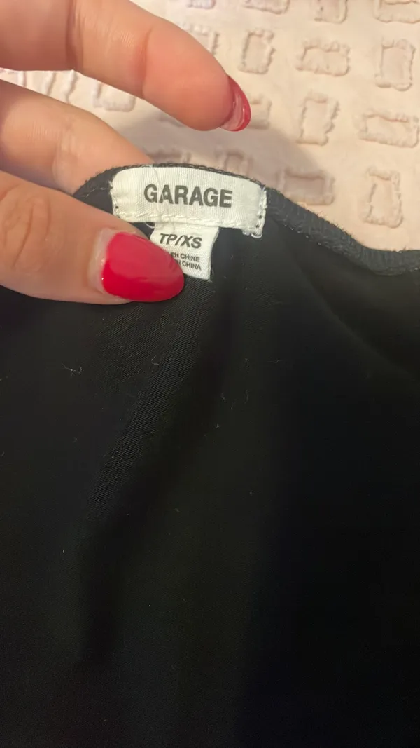 Garage Black Top - Image 2
