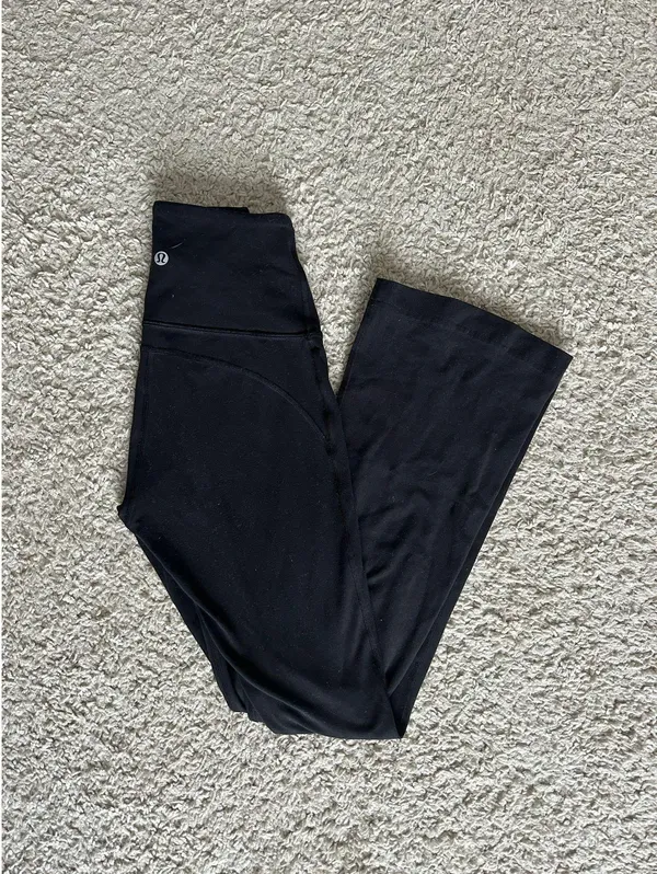Lululemon Groove Pants Flare Super High-Rise Nulu - Image 4