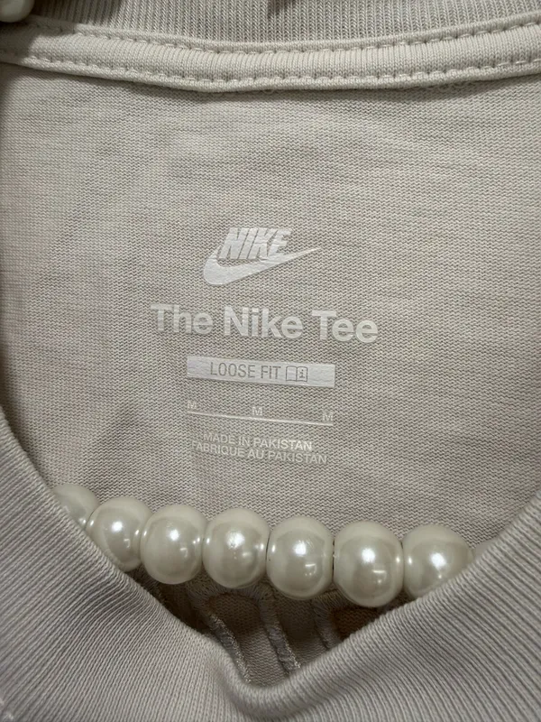 Nike cream white embroidered logo shirt - Image 4