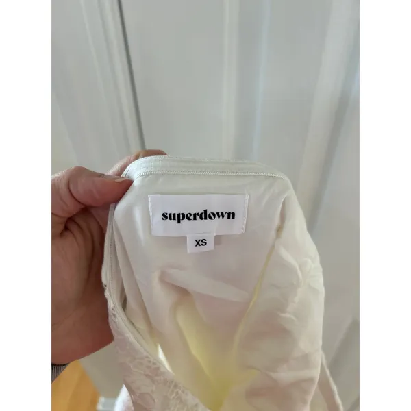 NWT Superdown White Lace Sweetheart Neckline Bodycon Mini Dress - Image 4