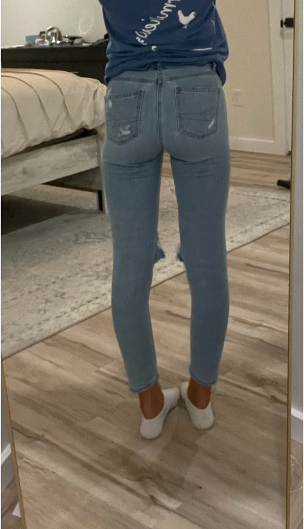 American Eagle Mom Jeans - Image 6