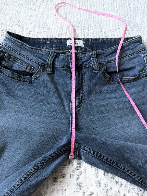 Shyanne Bootcut Embroidered Western Mid Rise Jeans 🐎 Size 33 Short - Image 4