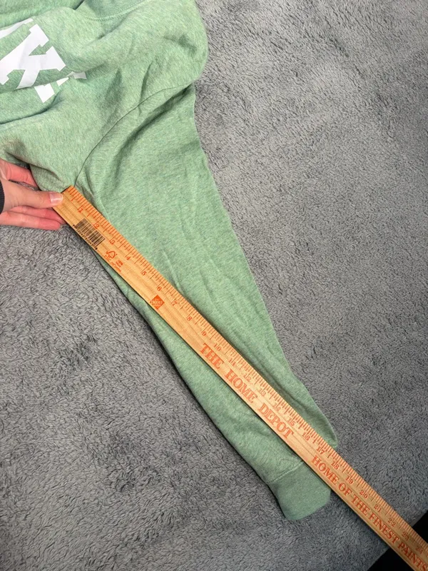 Nike Green Crewneck Sweatshirt large logo swoosh - Image 10