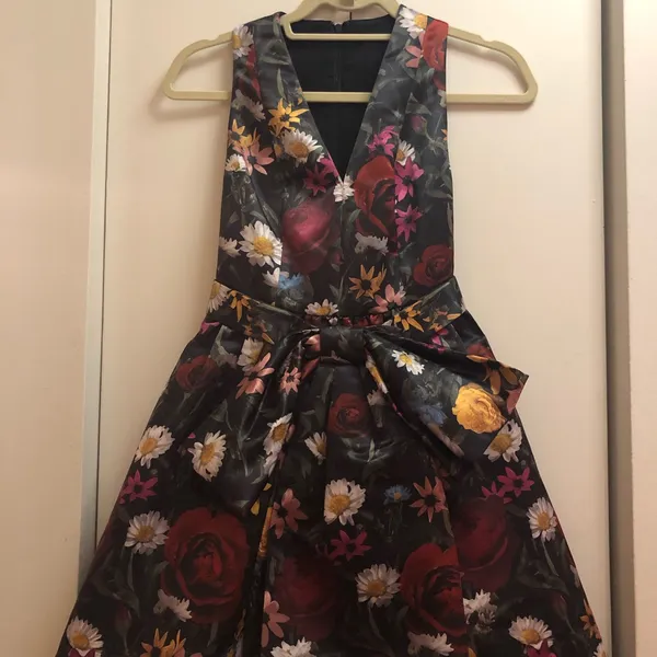 Alice + Olivia Floral Dress ( SOLD) - Image 3