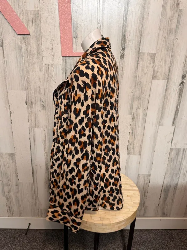 Victoria's Secret Leopard Print Button Up Pyjama Top Womens Size XL Sleepwear - Image 3