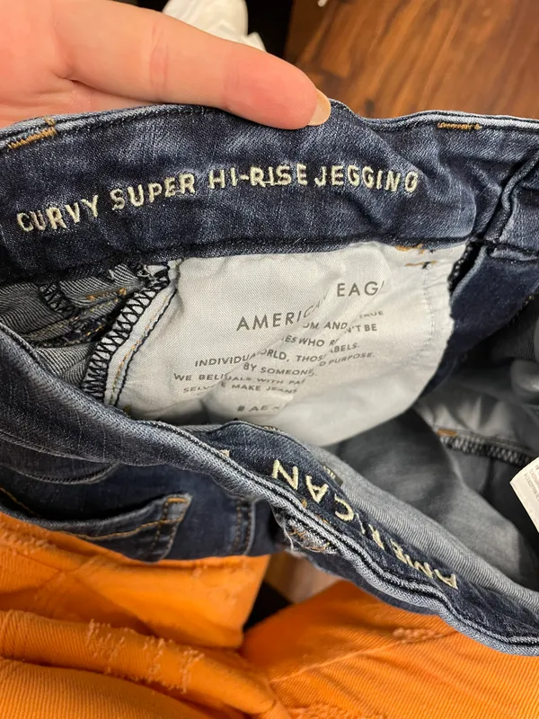 American Eagle jeans - Image 2