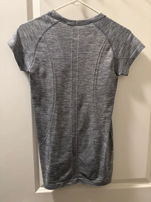 Swiftly Lululemon Tech Short Sleeve Grey 6 - Image 2