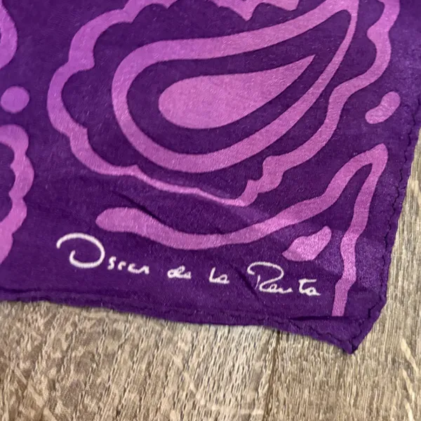 Oscar de la Renta Silk Scarf Purple Paisley Floral Made In Japan Vintage Luxury - Image 9
