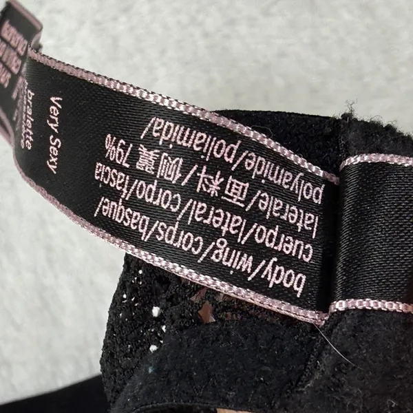 Victoria's Secret Very Sexy Black‎ Floral Lace High Neck Bralette Small - Image 4
