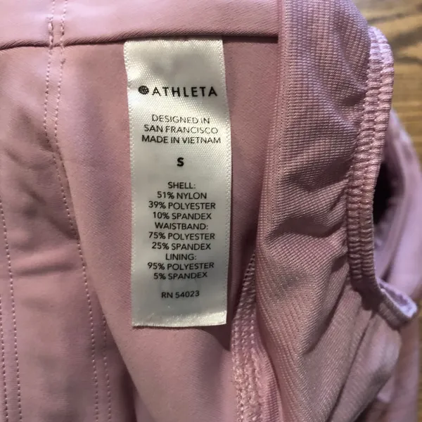 Athleta Run With It Textured Shorts Pink - Image 8