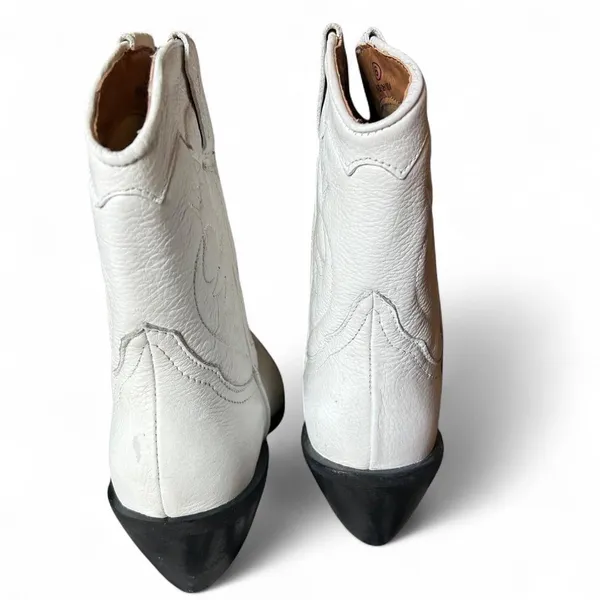 White Urban Outfitters Cowgirl Boots – Size 6, Never Worn! - Image 7