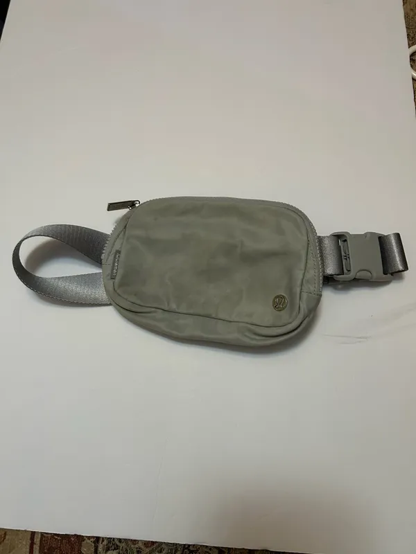 lululemon athletica Light Gray Belt Bag - Image 2