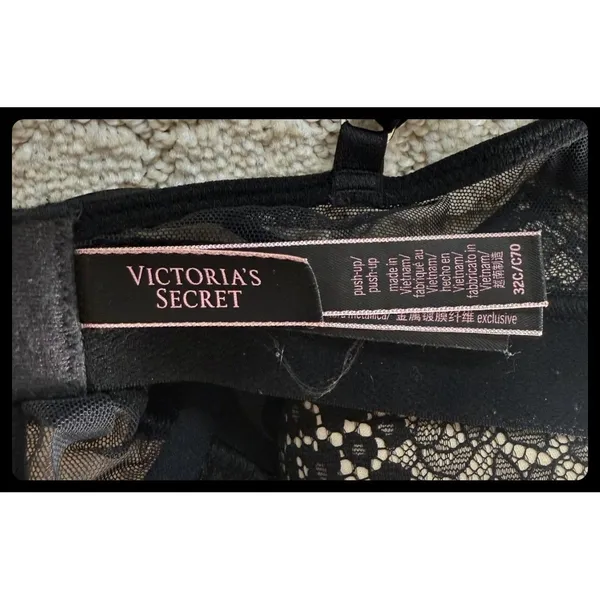 Victoria's Secret Push-Up Bra Women 32C Black Lace Shimmer Lingerie - Image 5